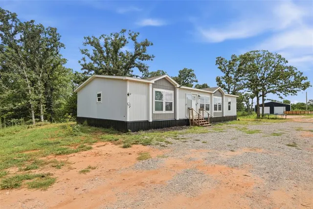 Photo 3 — 17825 Homestead Road, Noble, OK 73068