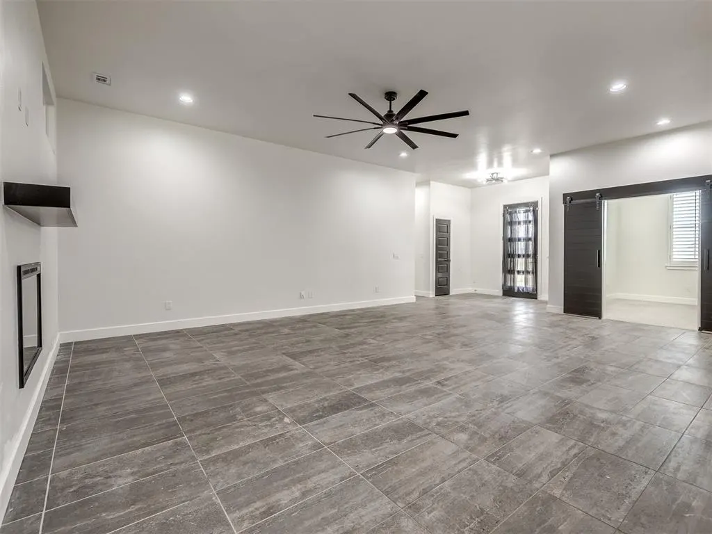 Photo 17 — 1383 S Gabes Court Drive, Mustang, OK 73064