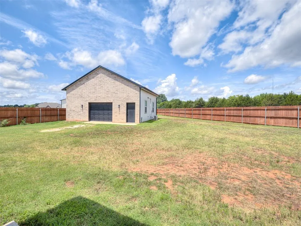 Photo 46 — 1383 S Gabes Court Drive, Mustang, OK 73064