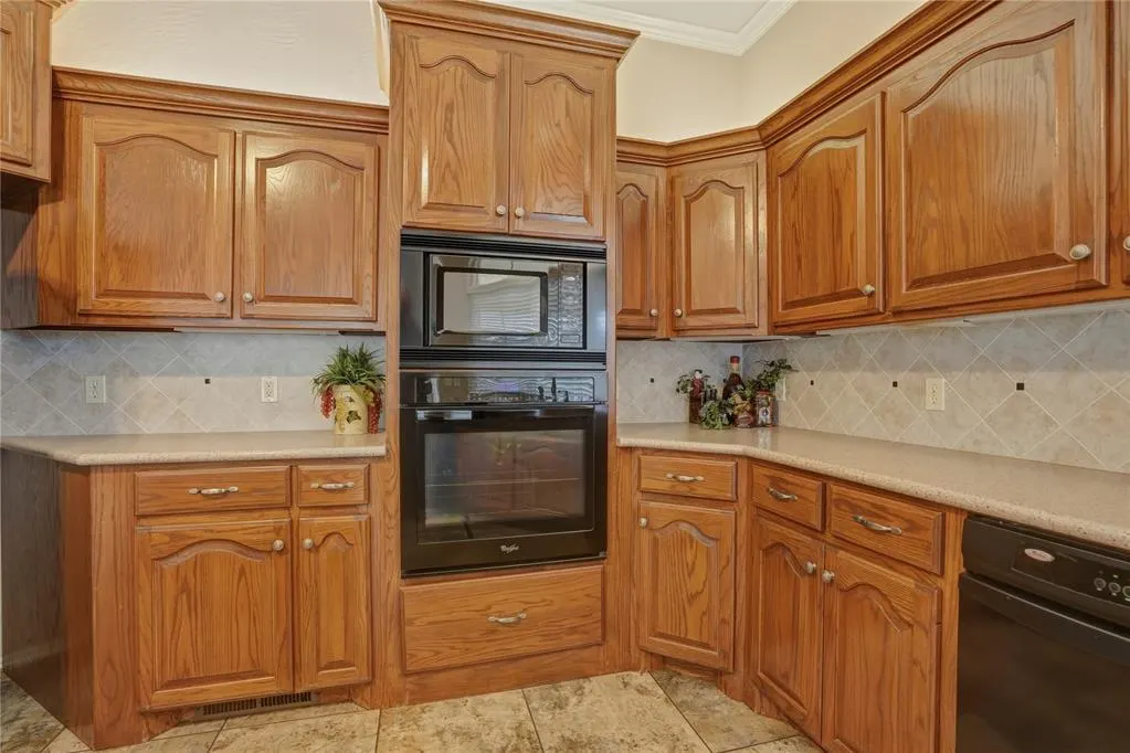 Photo 8 — 2620 NW 152nd Street, Edmond, OK 73013