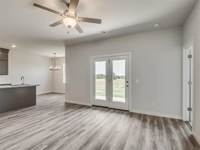 Photo 4 — 5661 Grassland Drive, Guthrie, OK 73044