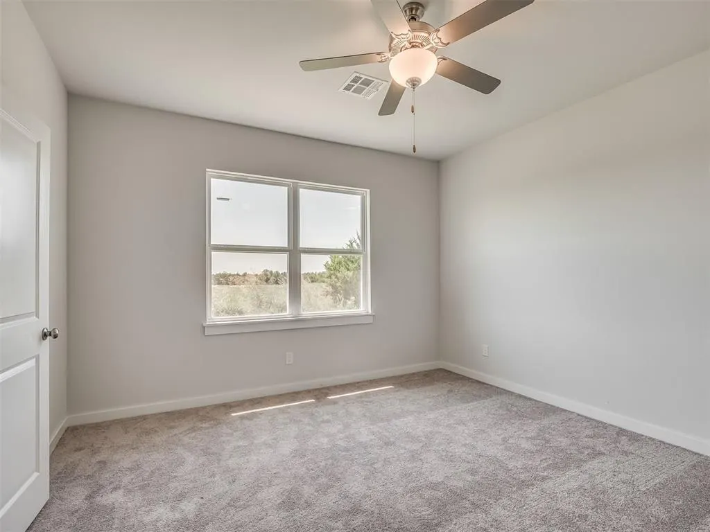 Photo 13 — 5661 Grassland Drive, Guthrie, OK 73044