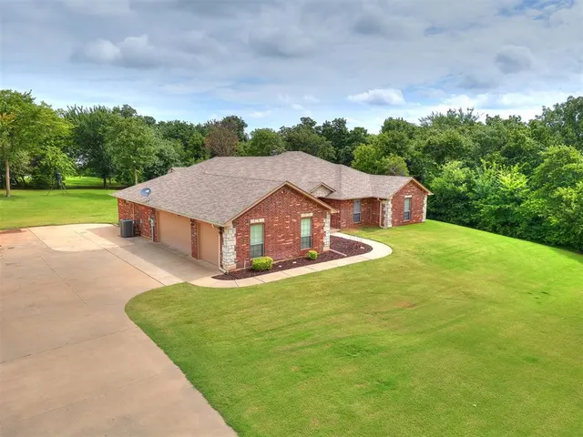 Photo 5 — 3222 E Simmons Road, Edmond, OK 73034
