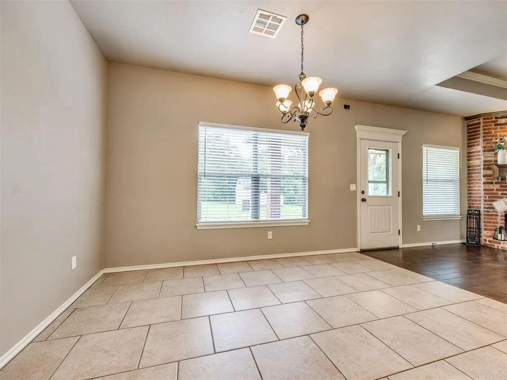 Photo 12 — 3222 E Simmons Road, Edmond, OK 73034
