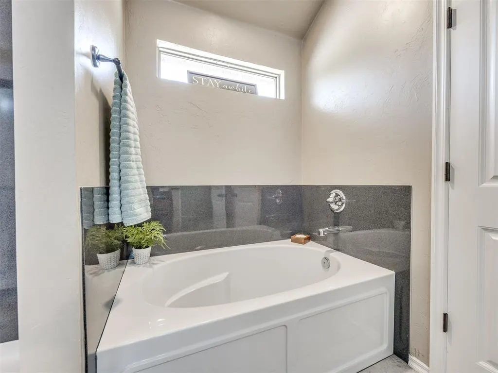 Photo 27 — 3222 E Simmons Road, Edmond, OK 73034