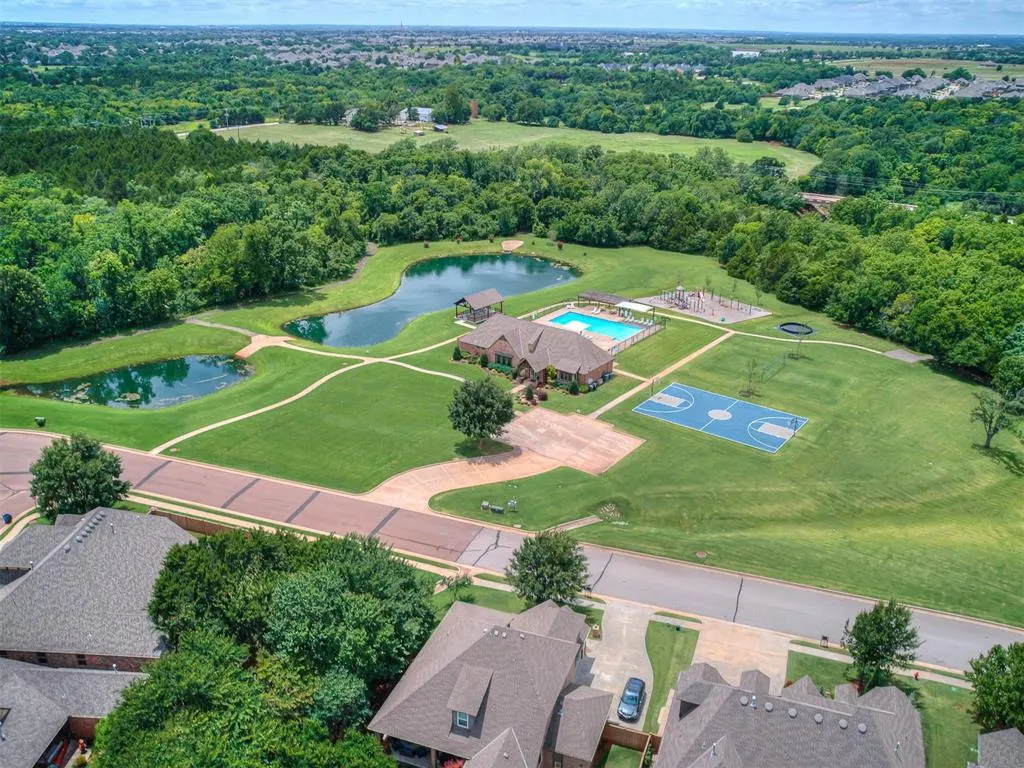 Photo 45 — 3024 Fallbrook Avenue, Edmond, OK 73012