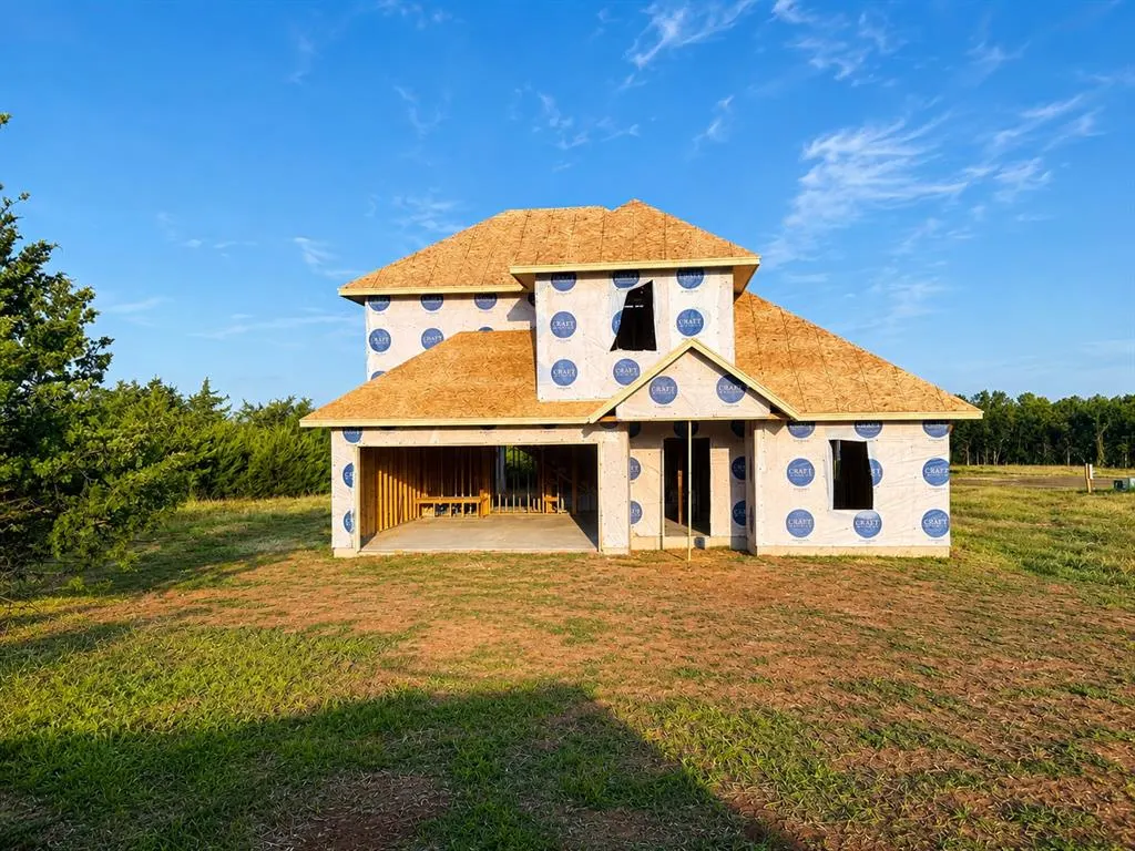 Front exterior — 5521 Little Farm Road, Guthrie, OK 73044