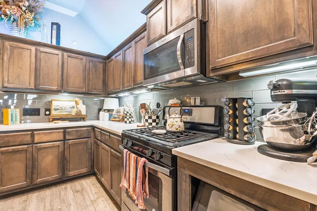 Photo 6 — 2332 Snapper Lane, Oklahoma City, OK 73130