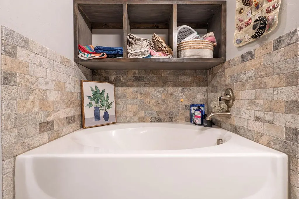 Photo 12 — 2332 Snapper Lane, Oklahoma City, OK 73130
