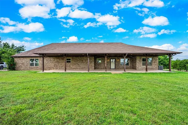 Photo 3 — 2080 County Road 1430, Alex, OK 73002