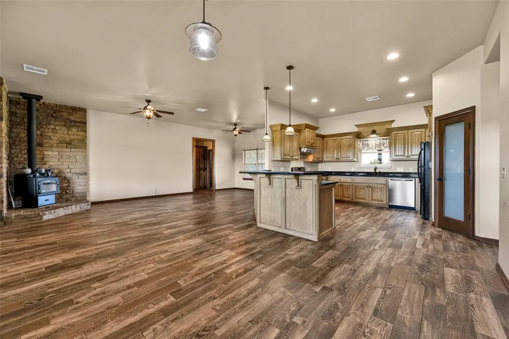 Photo 17 — 2080 County Road 1430, Alex, OK 73002