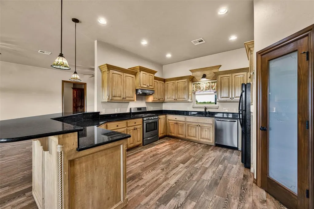 Photo 18 — 2080 County Road 1430, Alex, OK 73002