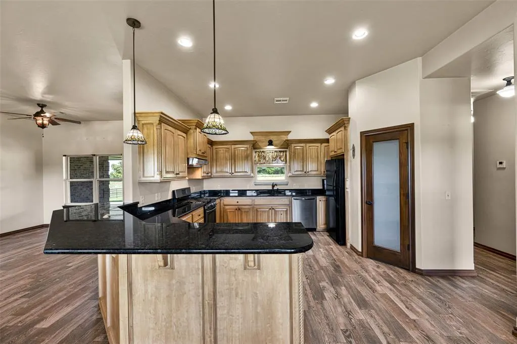 Photo 19 — 2080 County Road 1430, Alex, OK 73002