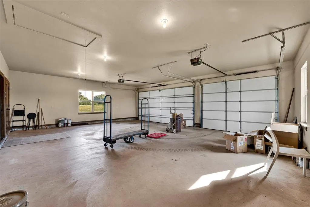 Photo 38 — 2080 County Road 1430, Alex, OK 73002