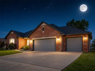 Sold home at 517 Heather Lane