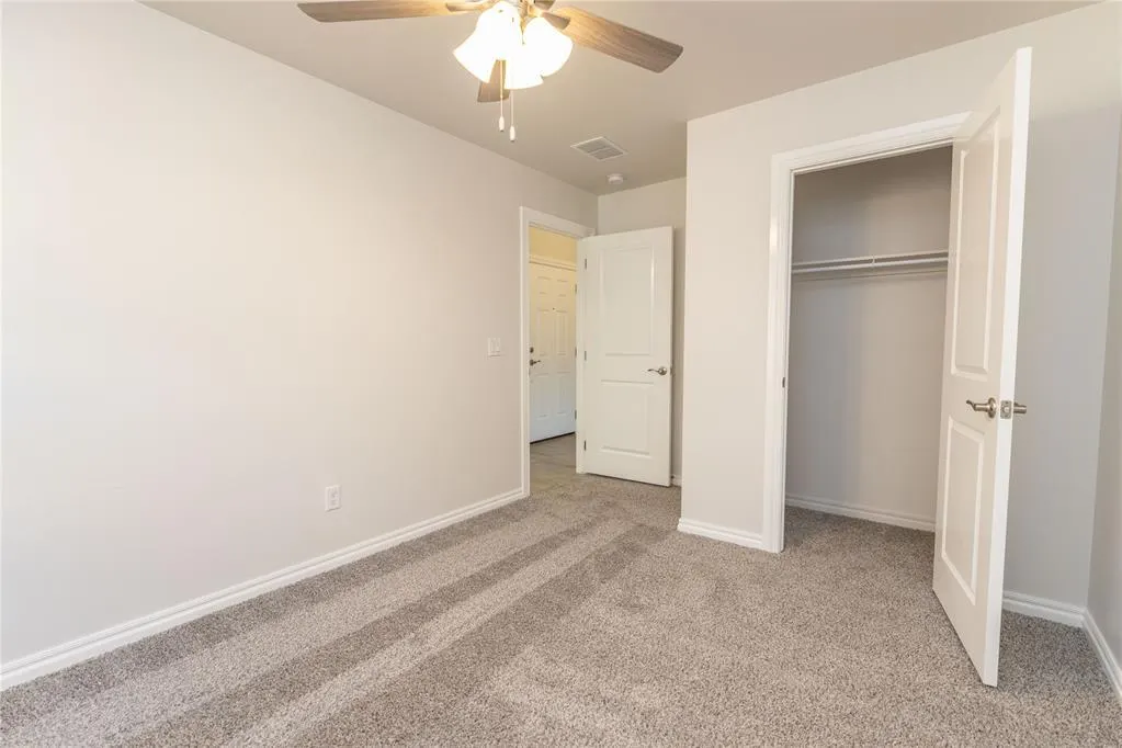 Photo 12 — 12313 SW 30th Street, Yukon, OK 73099