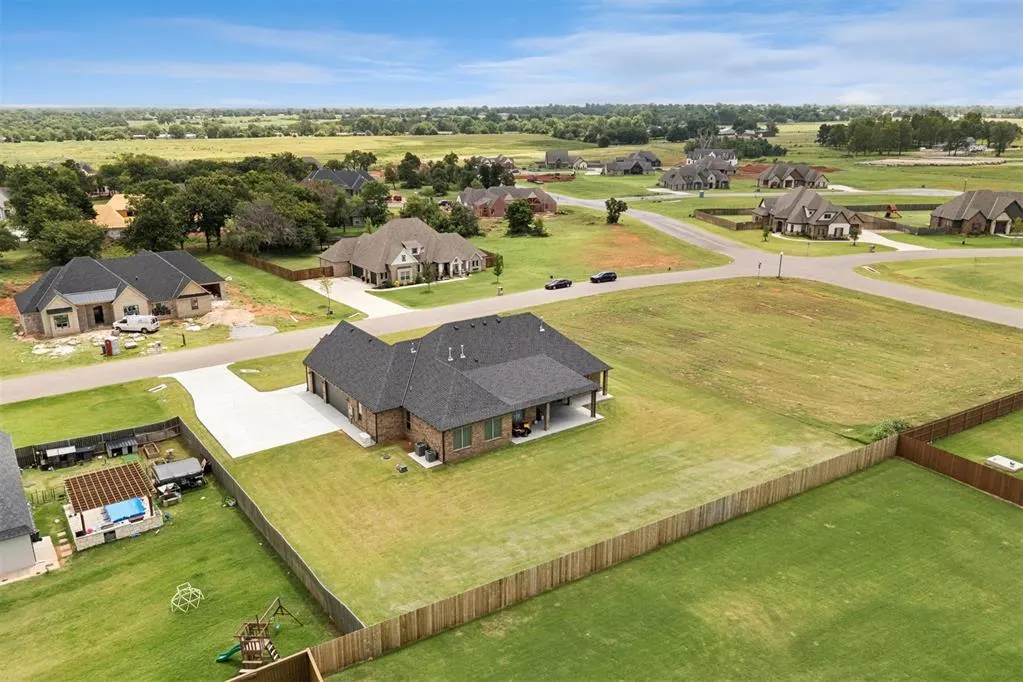 Photo 3 — 1105 Dorsi Way, Newcastle, OK 73065