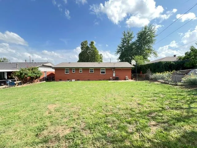 Photo 11 — 6709 NW 22nd Street, Bethany, OK 73008