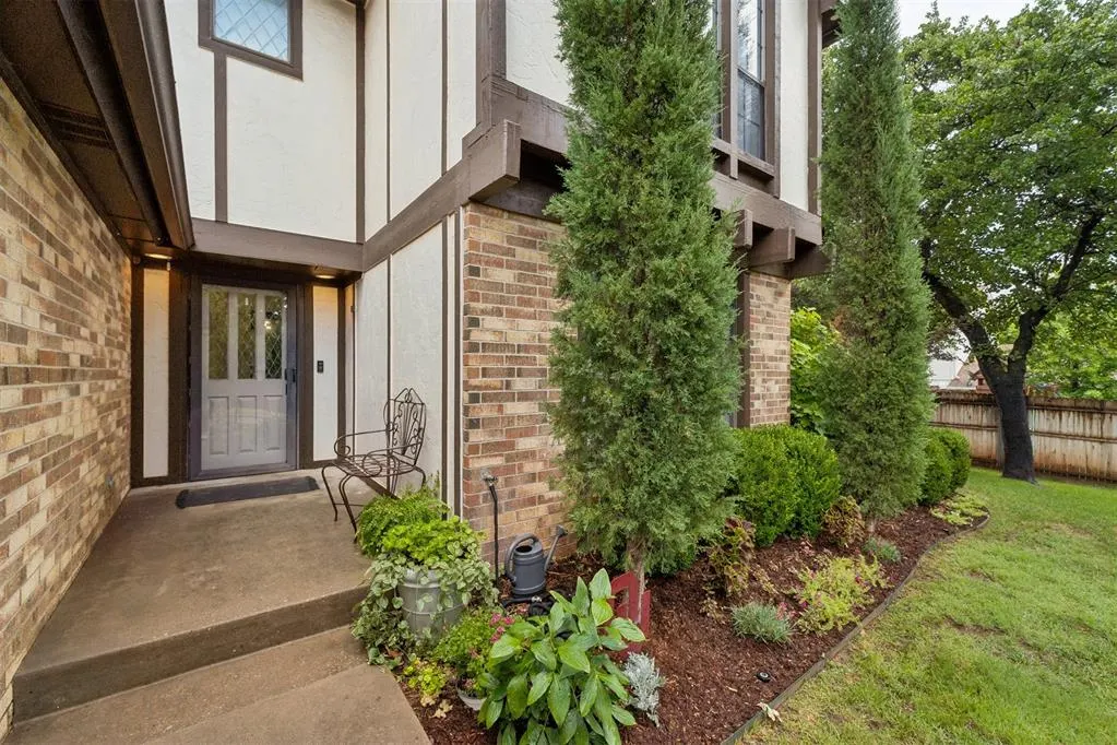 Photo 3 — 3822 Marked Tree Drive, Edmond, OK 73013