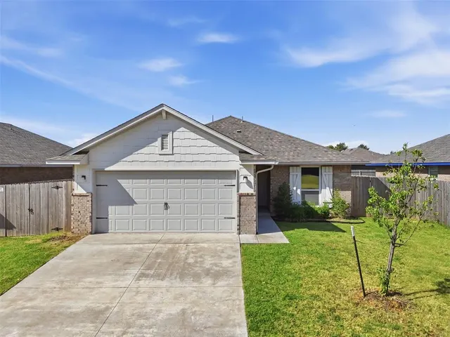 Front exterior — 11428 SW 11th Street, Yukon, OK 73099
