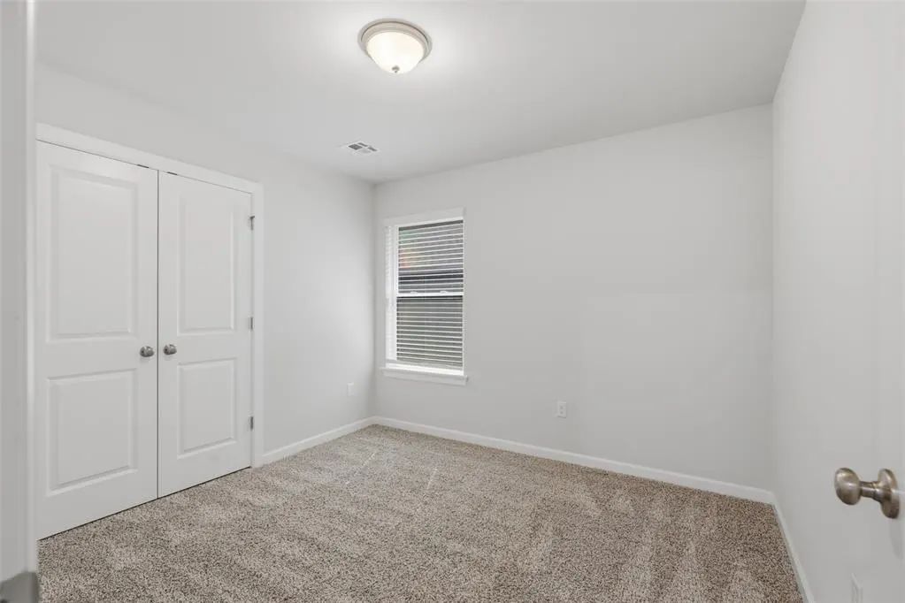Photo 14 — 11428 SW 11th Street, Yukon, OK 73099