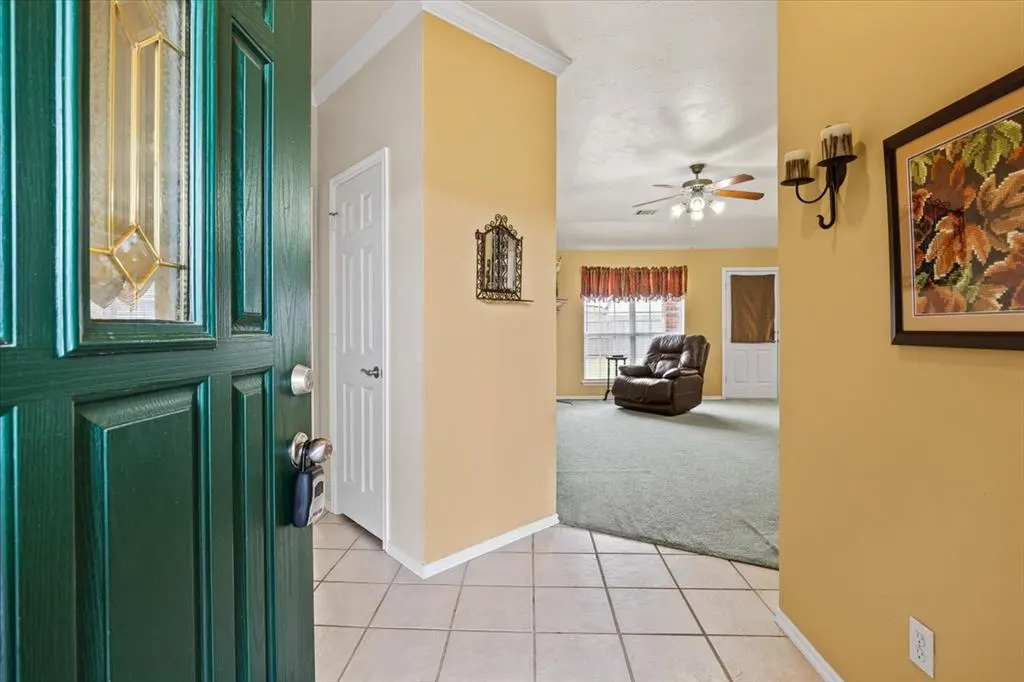 Photo 5 — 10308 Aberdeen Drive, Yukon, OK 73099