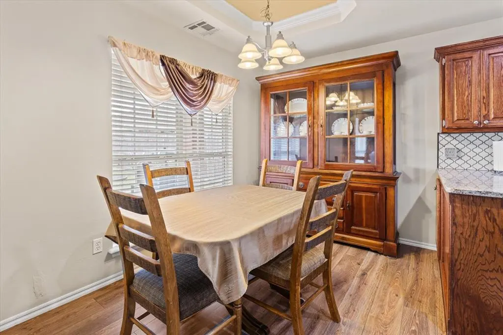 Photo 13 — 10308 Aberdeen Drive, Yukon, OK 73099