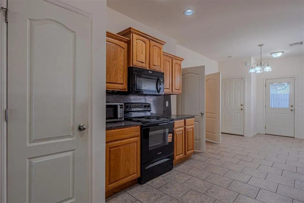 Photo 9 — 4516 SE 80th Street, Oklahoma City, OK 73135