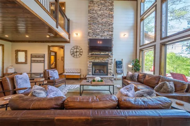 Photo 7 — 48 Persimmon Leaf Trail, Broken Bow, OK 74728