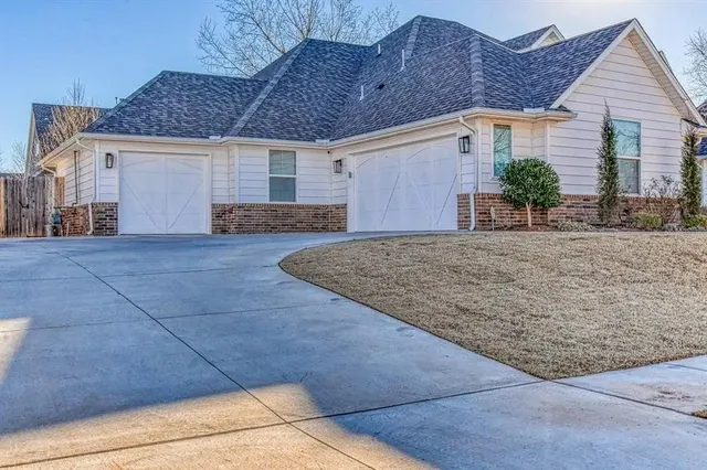 Photo 4 — 3313 Quidnet Road, Norman, OK 73071