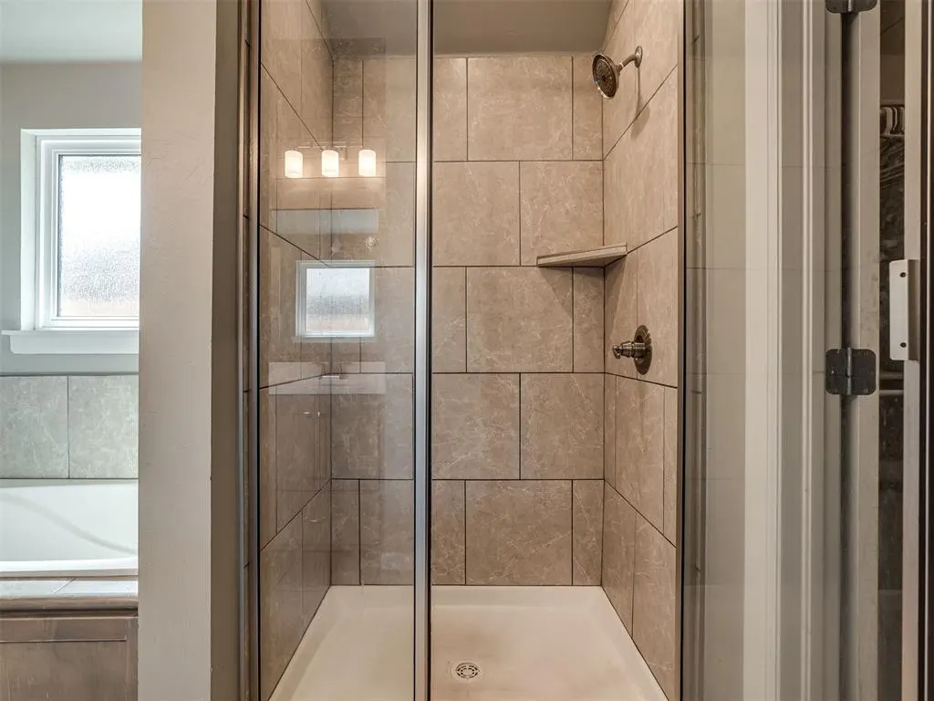 Photo 17 — 4300 N Westway Avenue, Oklahoma City, OK 73179