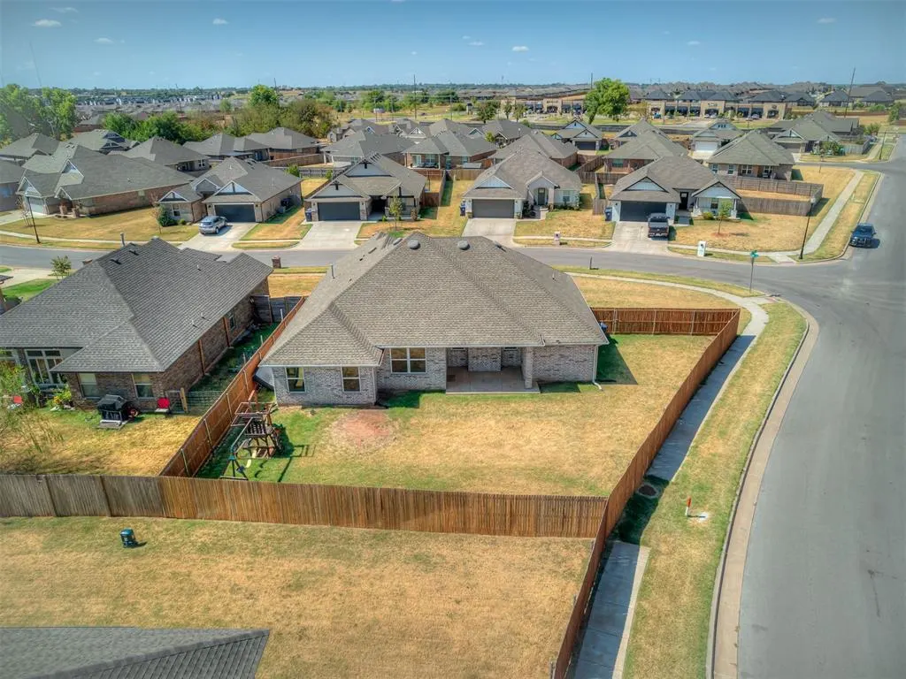 Photo 32 — 4300 N Westway Avenue, Oklahoma City, OK 73179
