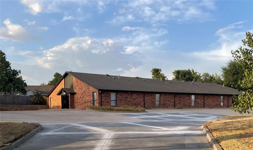 Front exterior — 1601 Greenbriar Place 6, Oklahoma City, OK 73159