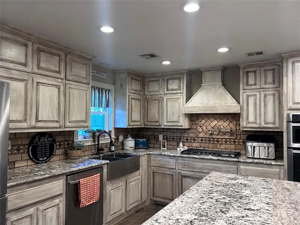 Photo 7 — 466774 E 1070 Road, Sallisaw, OK 74955