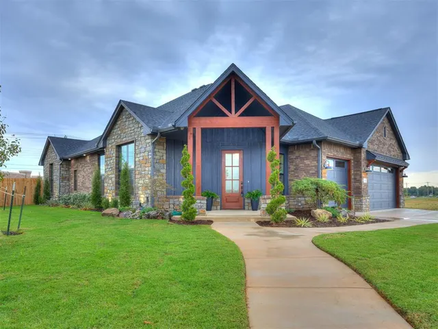 Photo 4 — 16100 Catalonia Place, Oklahoma City, OK 73170