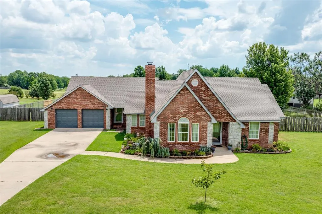 Photo 9 — 4100 S Bluebird Street, El Reno, OK 73036