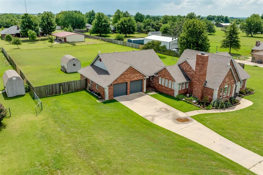 Front exterior — 4100 S Bluebird Street, El Reno, OK 73036