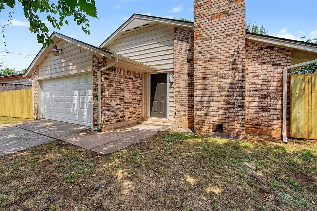Photo 4 — 5204 Coble Street, Oklahoma City, OK 73135