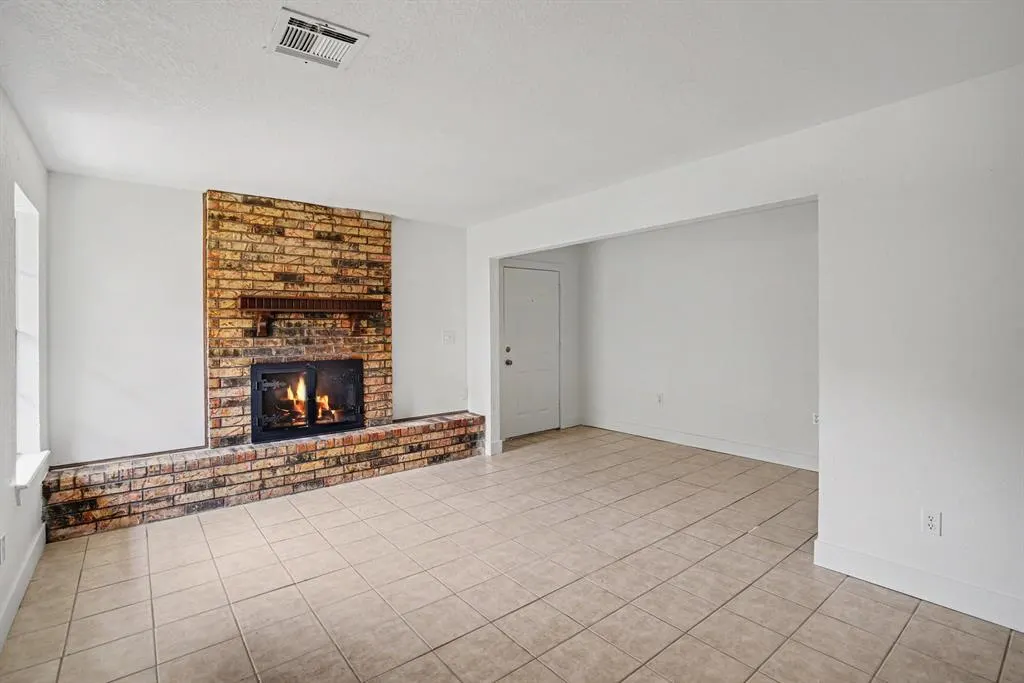 Photo 5 — 5204 Coble Street, Oklahoma City, OK 73135