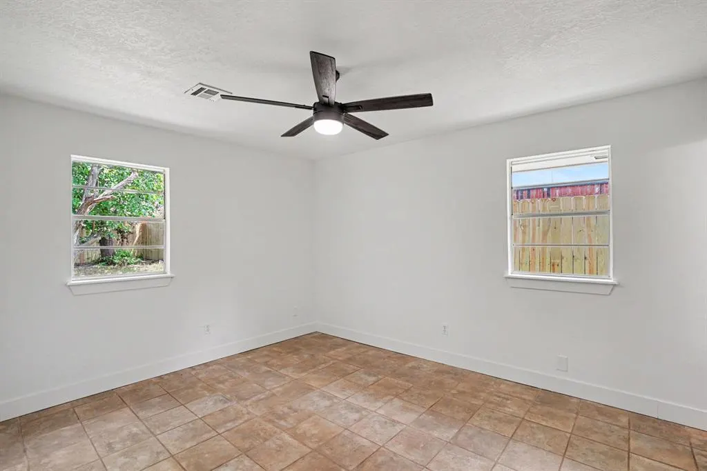Photo 18 — 5204 Coble Street, Oklahoma City, OK 73135