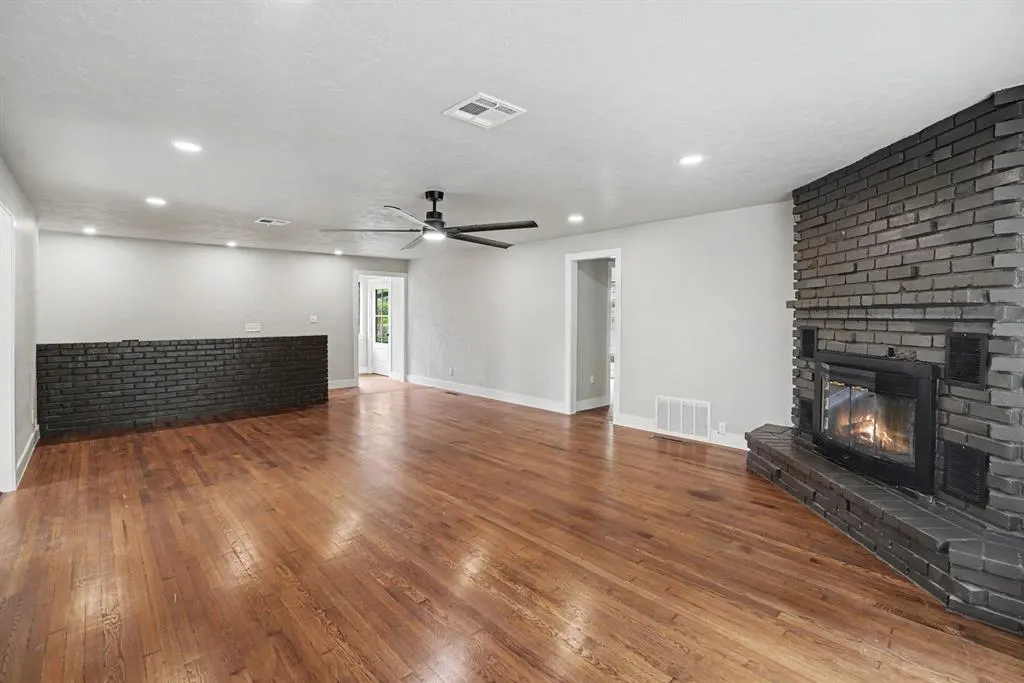 Photo 7 — 7830 NW 12th Street, Oklahoma City, OK 73127