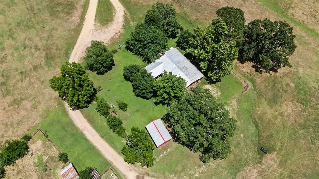 Photo 4 — 496 Cottonwood Trail, Broken Bow, OK 74728