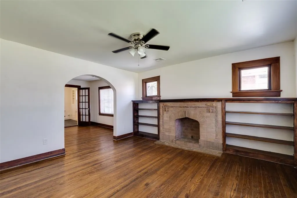 Photo 3 — 1618 NE 11th Street, Oklahoma City, OK 73117