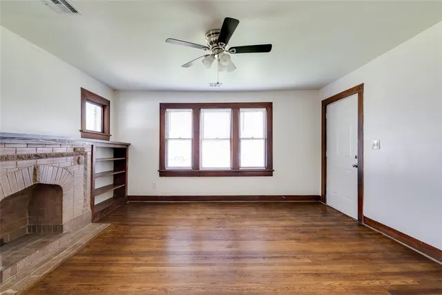 Photo 6 — 1618 NE 11th Street, Oklahoma City, OK 73117