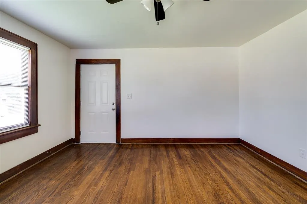 Photo 8 — 1618 NE 11th Street, Oklahoma City, OK 73117