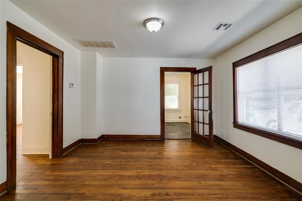 Photo 11 — 1618 NE 11th Street, Oklahoma City, OK 73117