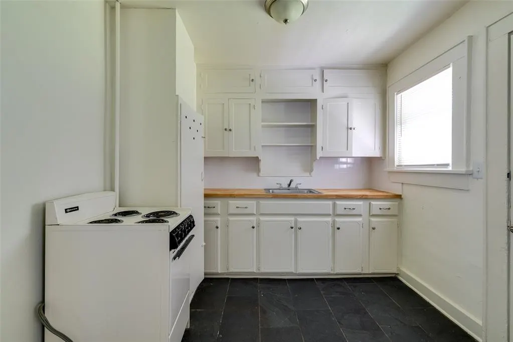 Photo 17 — 1618 NE 11th Street, Oklahoma City, OK 73117