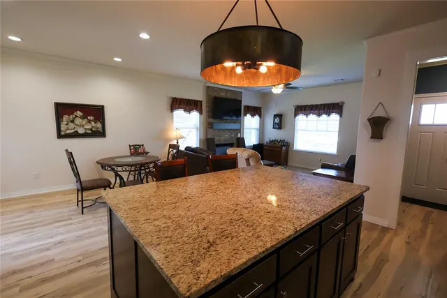 Photo 4 — 2213 Bent Tree Road, Shawnee, OK 74804