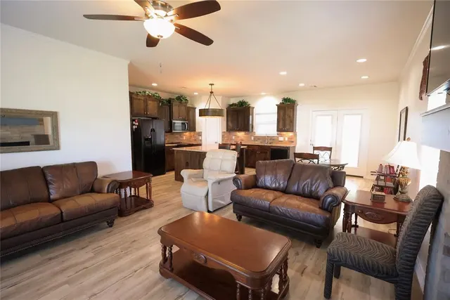 Photo 8 — 2213 Bent Tree Road, Shawnee, OK 74804