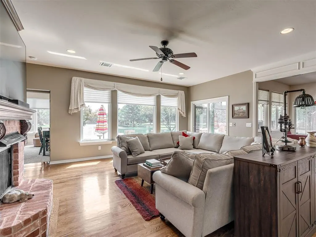 Photo 6 — 11104 Shoreside Drive, Oklahoma City, OK 73170